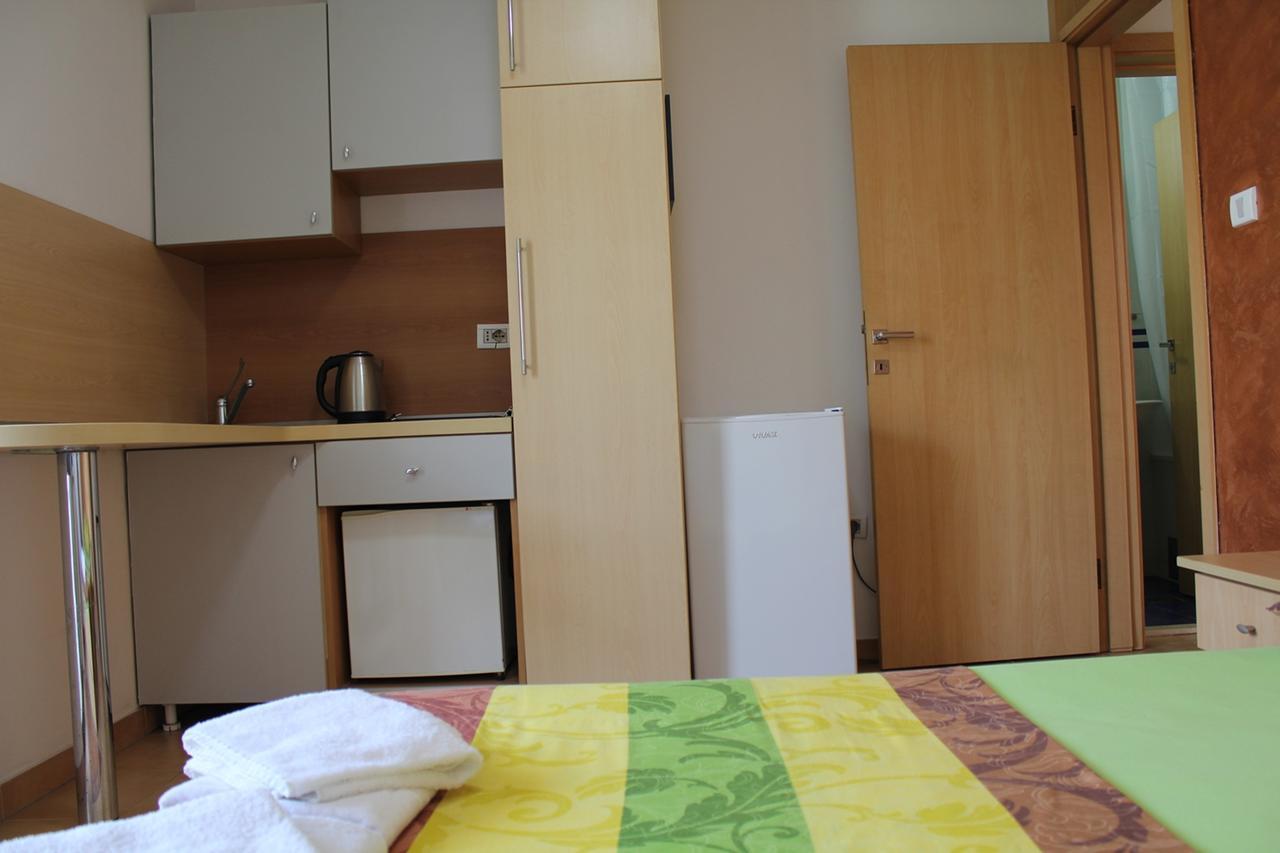 Apartments Mare Budva Room photo