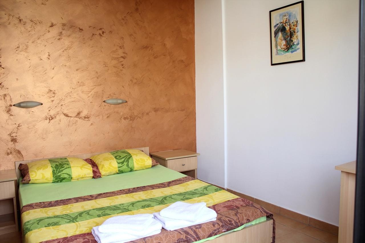 Apartments Mare Budva Room photo